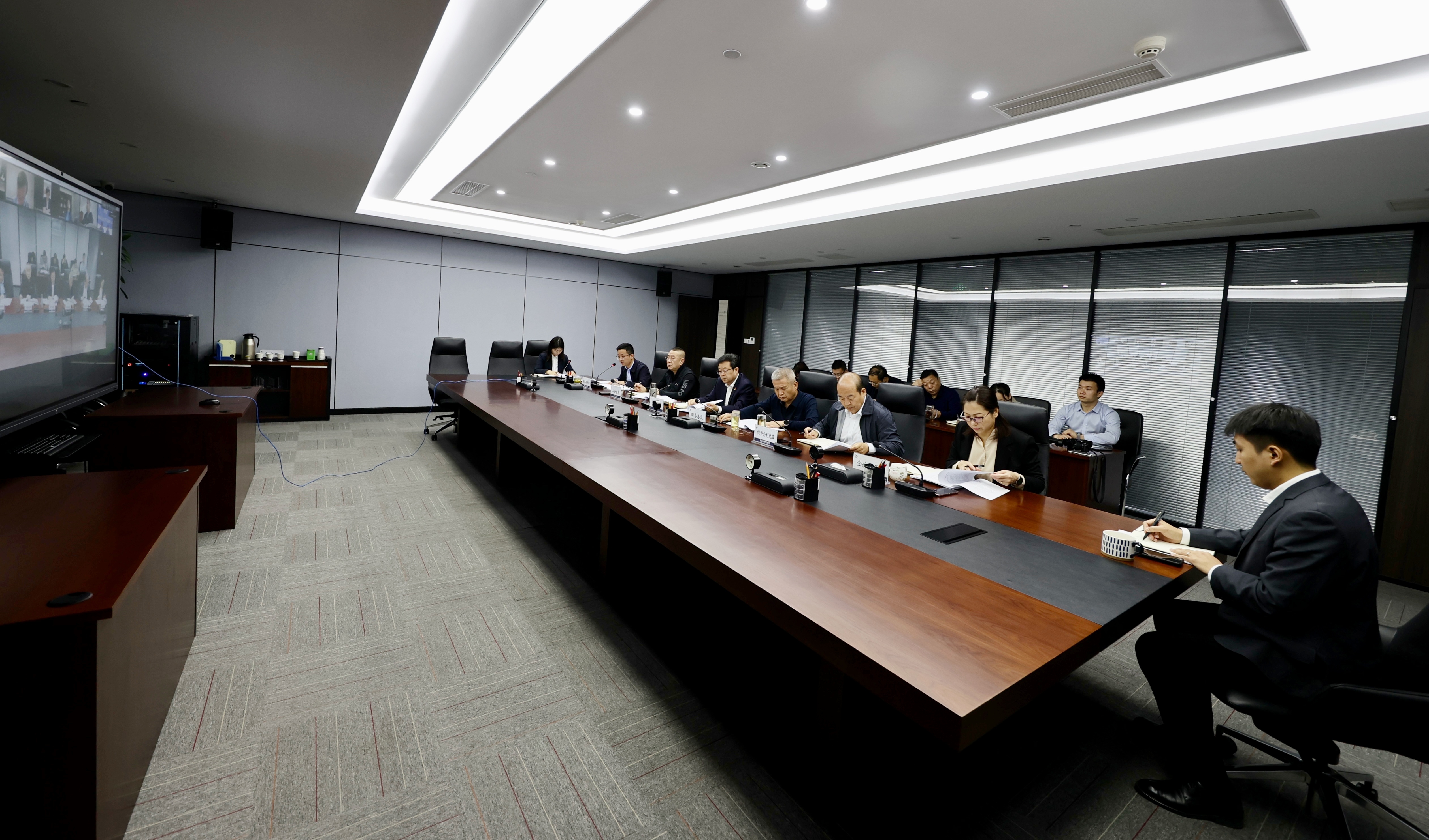 南宫娱乐集团召开2022年三季度经济运行剖析会
