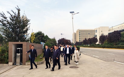 团市委、市贸促会、市青企协一行到南宫娱乐集团泾河工业园考察交流